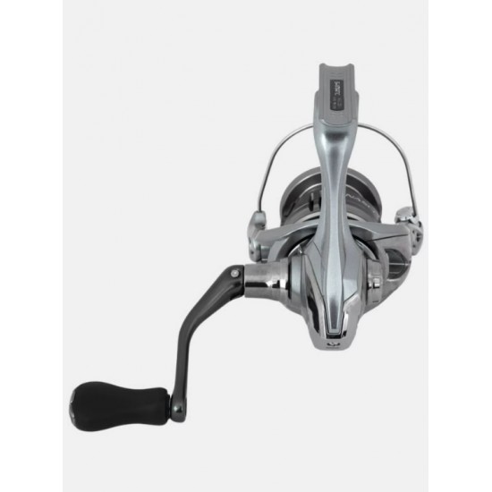 Carrete Shimano Nasci 2500 HGFC